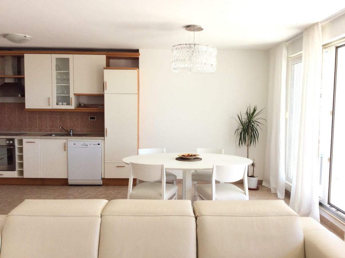 Beach Apartment Lux View Split Zewnętrze zdjęcie